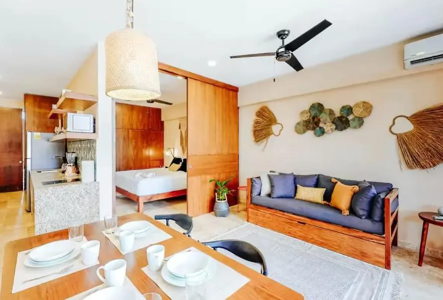 Amena Condo Τουλούμ