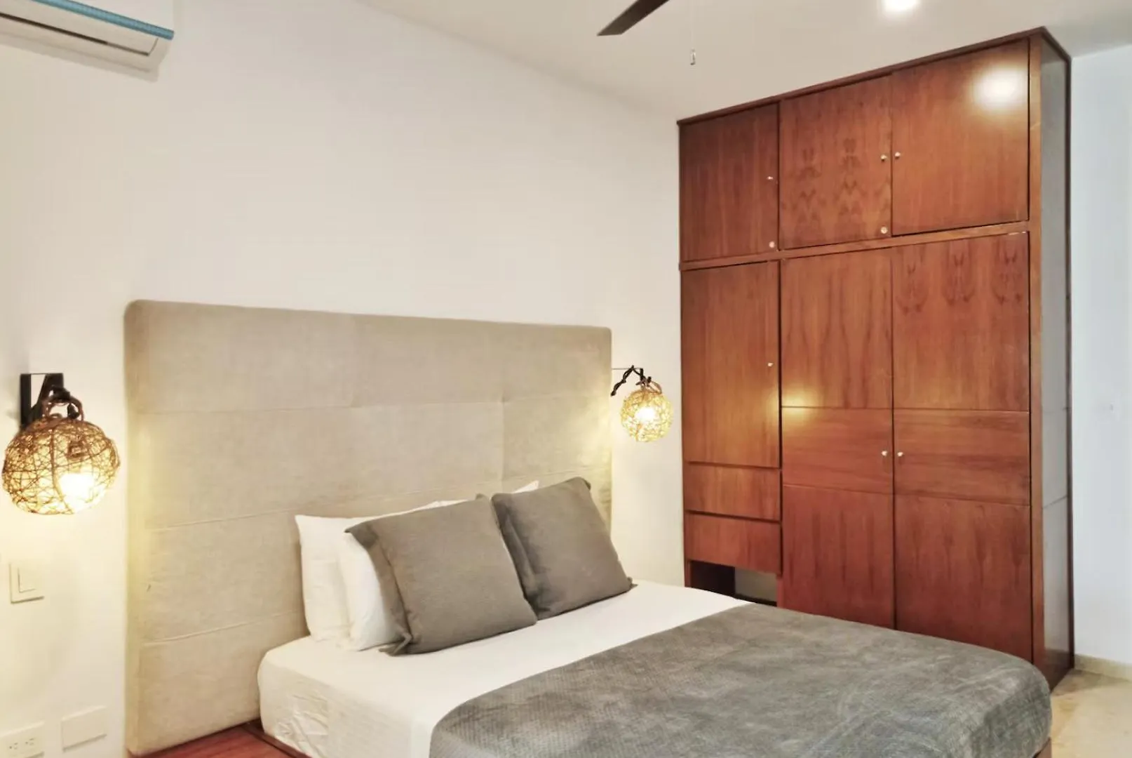 Amena Condo Τουλούμ