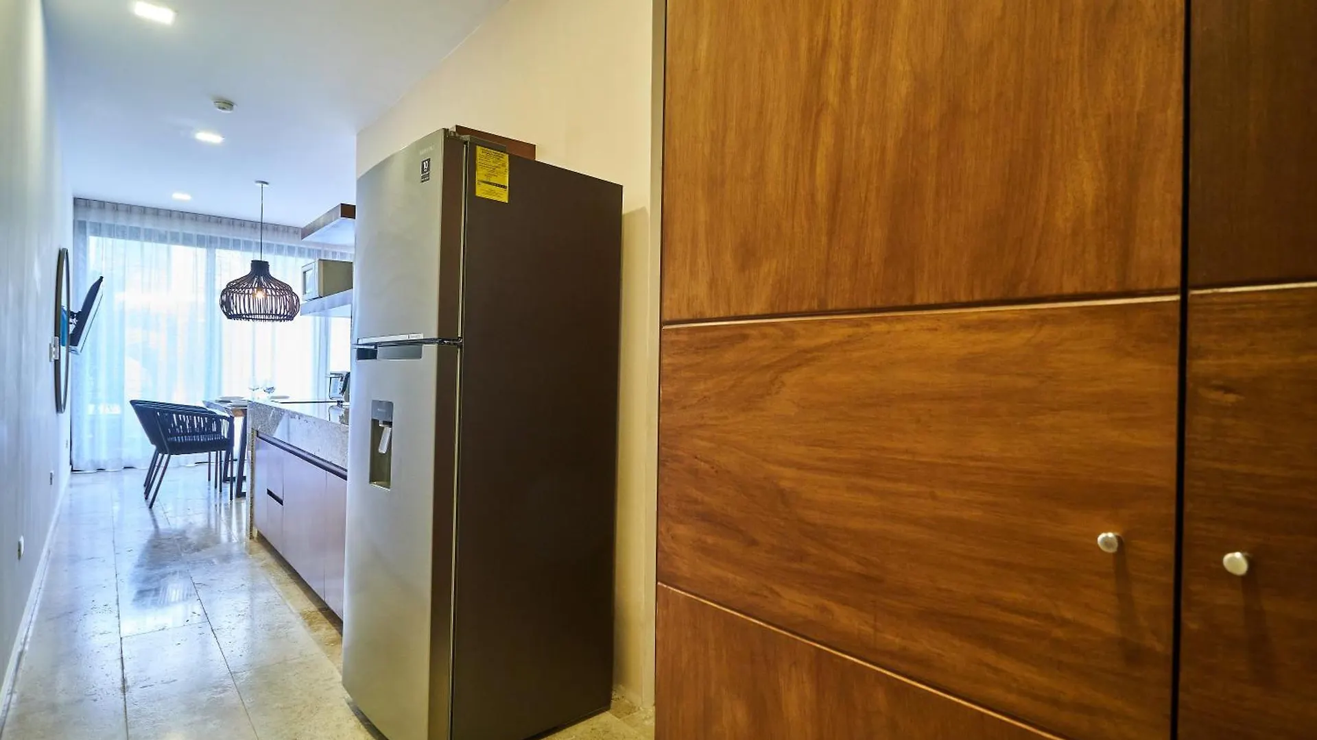 Amena Condo Τουλούμ